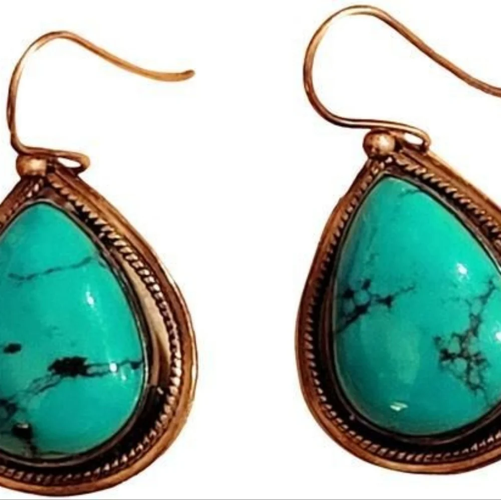 Vintage Tribal Southwestern Navajo Style Turquoise Sterling Silver Earrings - Picture 4 of 4